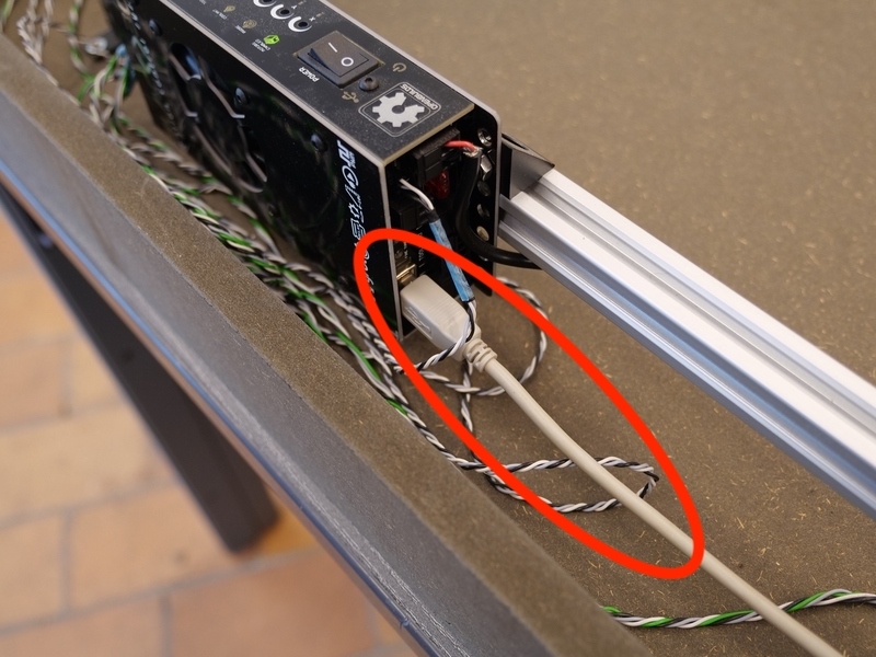 acro_controller_usb_02.jpg acro_controller_usb_02.jpg